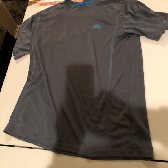 Adidas Climate Men’s large grey climate control tee - Picture 1 of 6